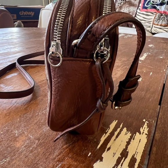 Mark and Graham leather and cowhide crossbody bag - Picture 2 of 8